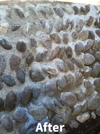 擁壁の雑草除去と清掃・補修後の状態|仙台市太白区